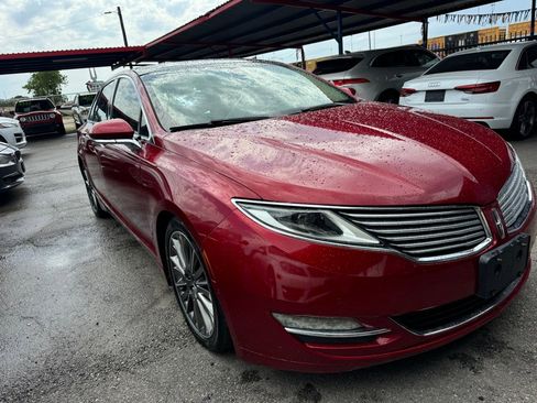 Used 2013 Lincoln MKZ image 8