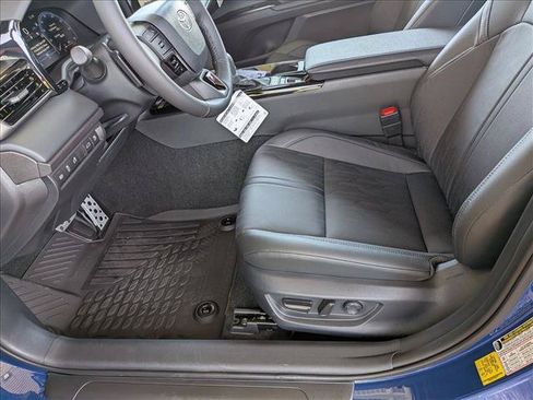 New 2026 Toyota Camry XSE AWD/4WD image 4