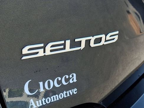 Used 2024 Kia Seltos S AWD/4WD image 29