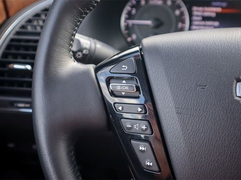 Certified 2024 Nissan Armada SL w/ Captain's Chairs Package image 12