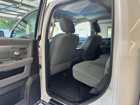 Used 2016 RAM 1500 Classic SLT w/ Protection Group AWD/4WD image 16