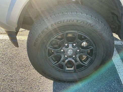 Used 2021 Toyota Tacoma SR5 image 7