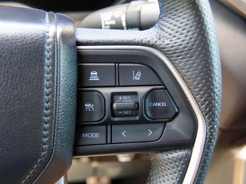 Used 2025 Toyota Tundra Platinum w/ TRD Off-Road Package AWD/4WD image 16