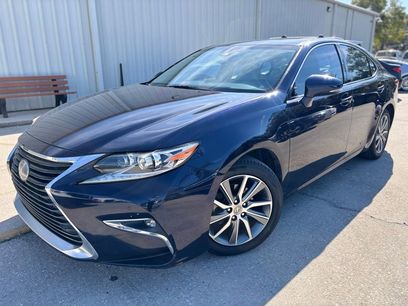 Used 2017 Lexus ES 300h