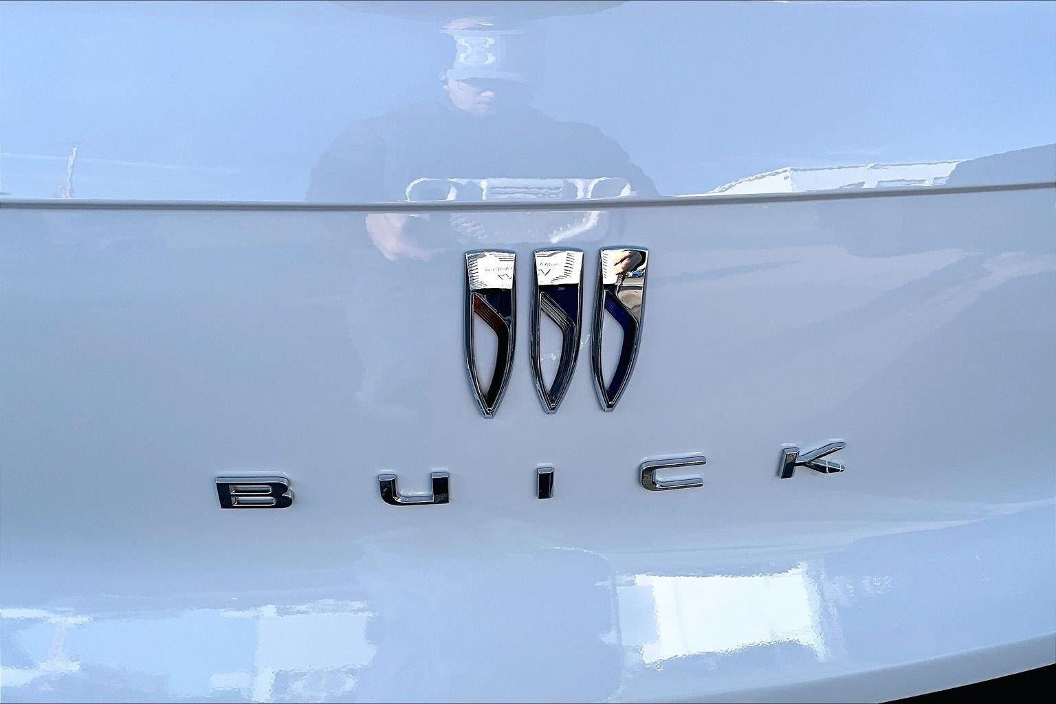 Used 2026 Buick Envista Sport Touring w/ Convenience I Package FWD image 31