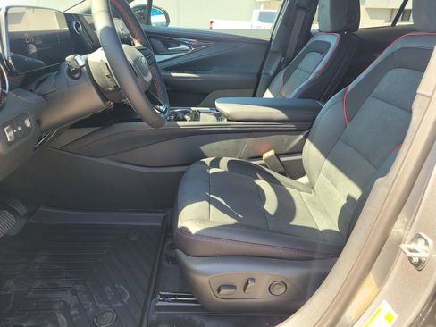 New 2025 Chevrolet Blazer EV RS FWD image 9