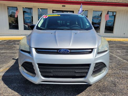 Used 2014 Ford Escape SE FWD image 2