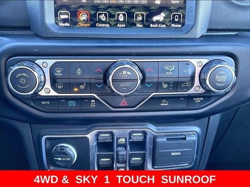 Used 2021 Jeep Wrangler Unlimited Sahara w/ Cold Weather Group image 14