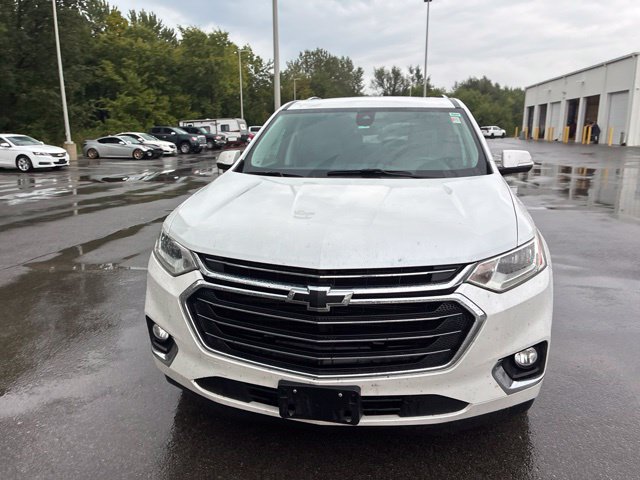 Used 2019 Chevrolet Traverse Premier w/ Driver Confidence II Package FWD image 4