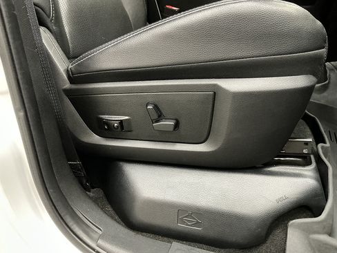 Used 2017 RAM 2500 Laramie AWD/4WD image 36