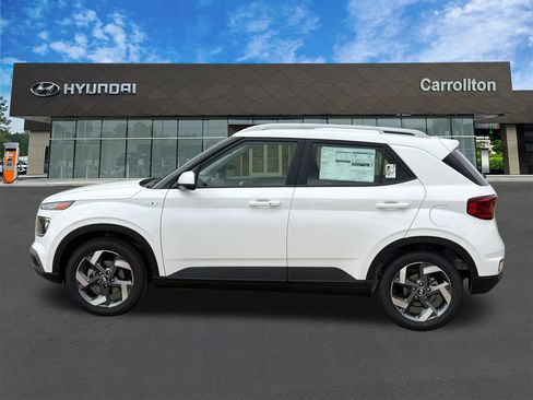 New 2026 Hyundai Venue SEL FWD image 9