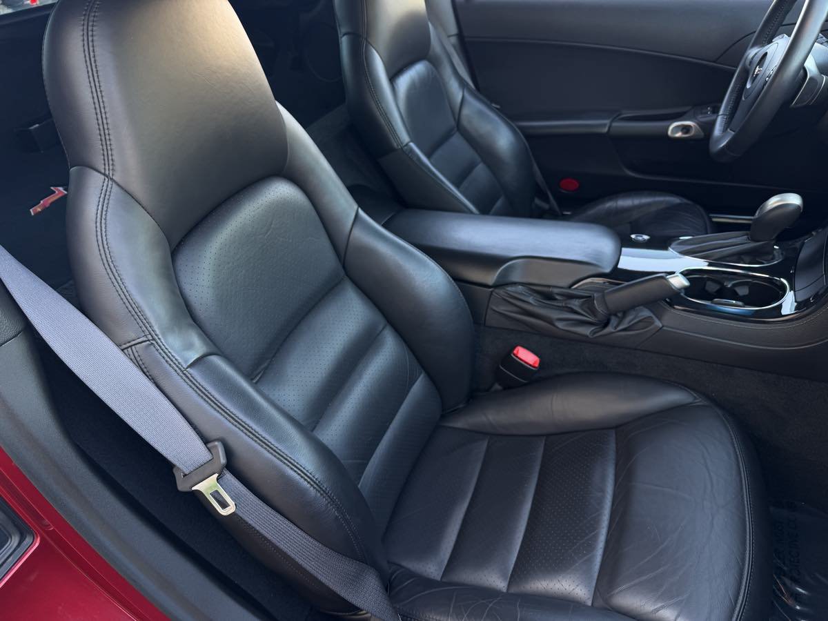 Used 2009 Chevrolet Corvette Coupe w/ Preferred Equipment Group RWD image 23