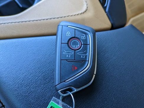 Used 2022 Chevrolet Corvette Stingray Preferred Cpe w/ Z51 Performance Package RWD image 30