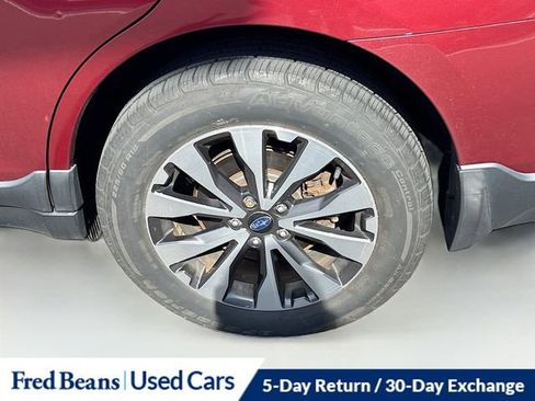 Used 2017 Subaru Outback 2.5i Limited image 4