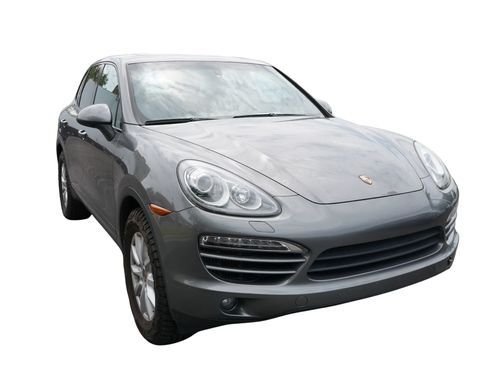 Used 2014 Porsche Cayenne Diesel AWD/4WD image 1