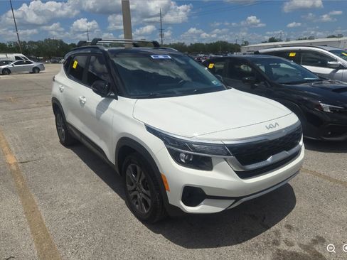 Used 2022 Kia Seltos S FWD image 6