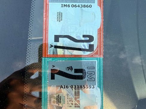 Used 2017 Ford Explorer XLT w/ Equipment Group 202A image 38