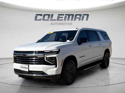 New 2026 Chevrolet Suburban LT w/ Comfort Package