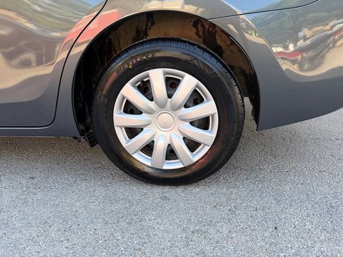Used 2016 Toyota Corolla L FWD image 30