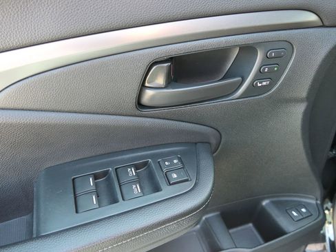 Used 2023 Honda Passport EX-L image 14