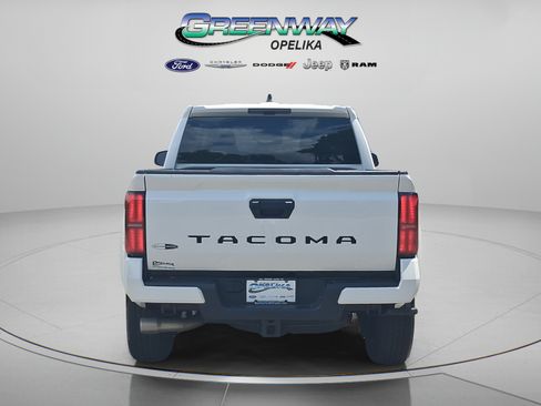 Used 2025 Toyota Tacoma TRD Sport RWD image 6