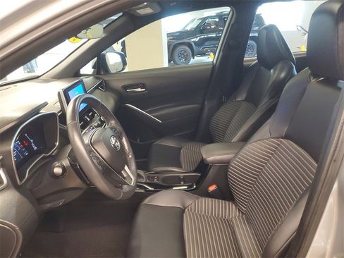 Certified 2023 Toyota Corolla Cross XSE w/ Convenience Package image 15