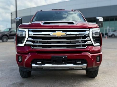 Used 2024 Chevrolet Silverado 3500 High Country image 3