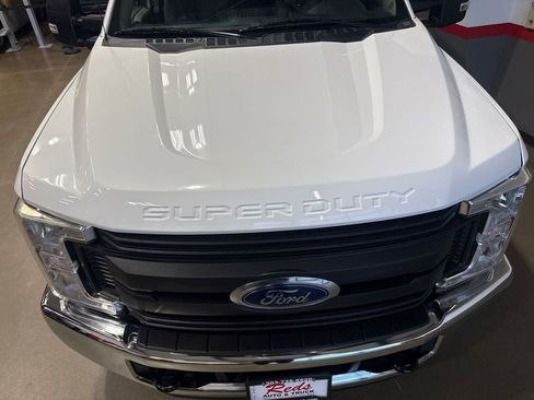 Used 2017 Ford F350 XL w/ Power Equipment Group AWD/4WD image 41