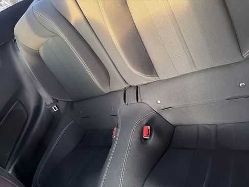 Used 2021 Ford Mustang GT RWD image 11