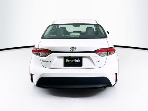 Used 2025 Toyota Corolla LE w/ LE Premium Package image 7