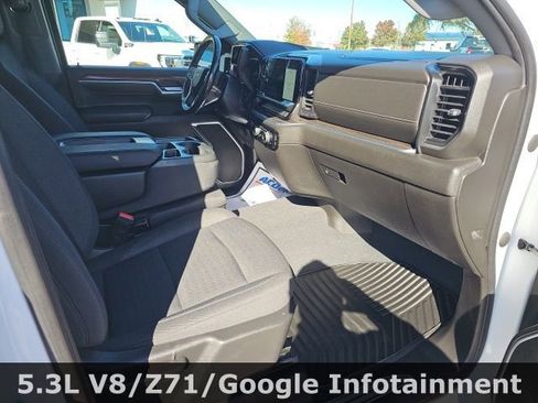 Used 2022 Chevrolet Silverado 1500 LT image 38