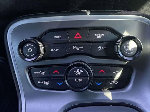 Used 2022 Dodge Challenger GT w/ Blacktop Package image 23