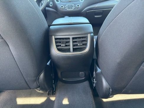 Used 2024 Chevrolet Malibu LT image 12