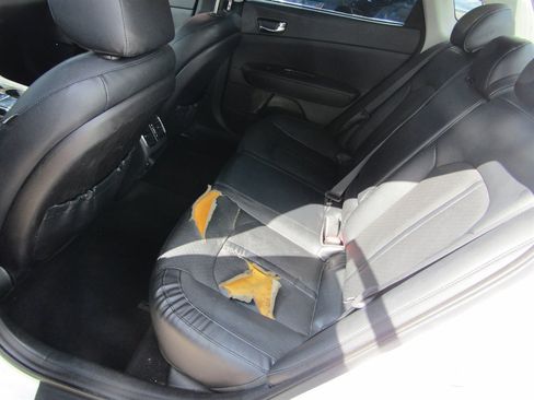 Used 2016 Kia Optima EX w/ Premium Package FWD image 8