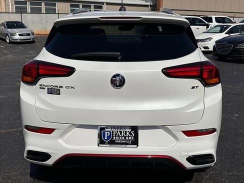 Certified 2022 Buick Encore GX Essence w/ Experience Buick Package image 10