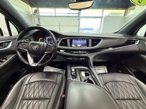 Used 2023 Buick Enclave Avenir image 16