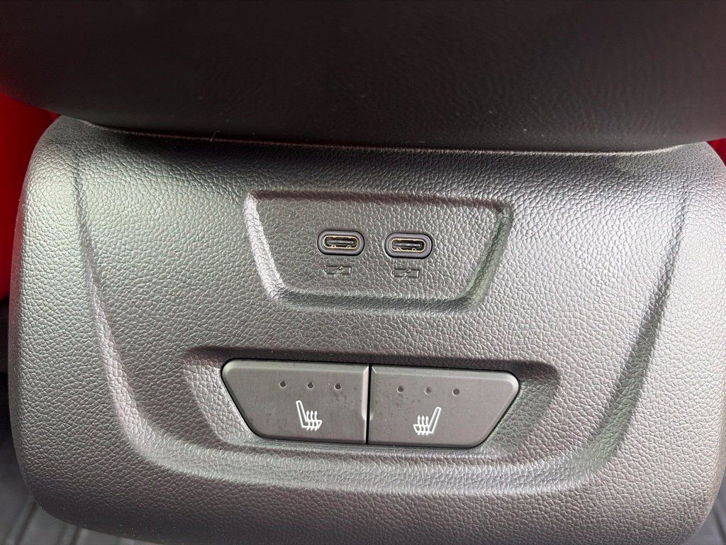 Used 2024 Chevrolet Blazer EV RS AWD/4WD image 37