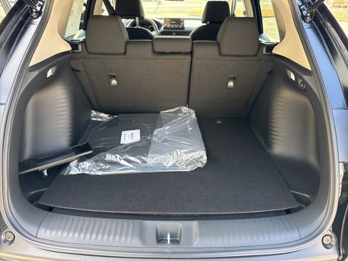 New 2026 Honda HR-V LX image 25