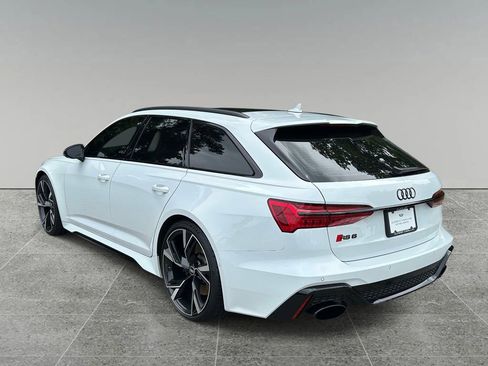 Used 2022 Audi RS 6 w/ Executive Package AWD/4WD image 3