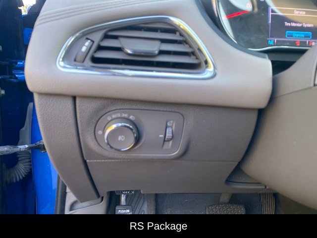 Used 2017 Chevrolet Cruze Premier FWD image 12