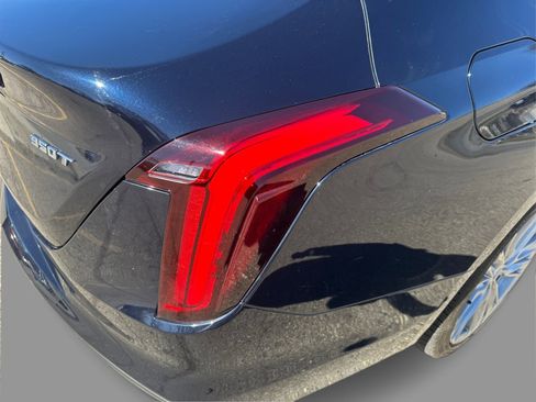 Used 2021 Cadillac CT4 Premium Luxury AWD/4WD image 40