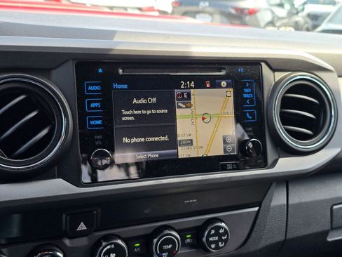 Used 2019 Toyota Tacoma TRD Sport w/ Technology Package AWD/4WD image 24