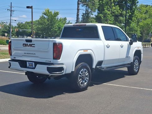 Used 2022 GMC Sierra 2500 AT4 w/ AT4 Preferred Package AWD/4WD image 25