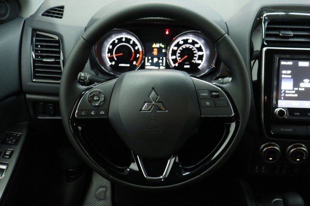 New 2027 Mitsubishi Outlander Sport SE FWD image 20