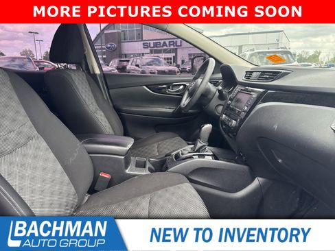 Used 2020 Nissan Rogue Sport SV image 4