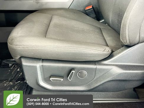 Used 2018 Ford F150 XLT w/ Equipment Group 302A Luxury AWD/4WD image 22