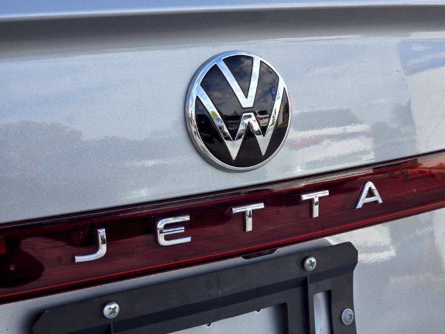 Used 2025 Volkswagen Jetta S FWD image 16