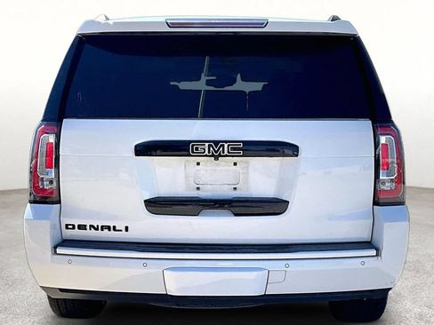 Used 2019 GMC Yukon Denali w/ Denali Ultimate Package RWD image 4
