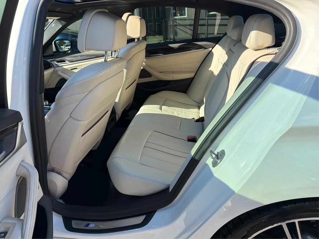 Used 2018 BMW 540i RWD image 10