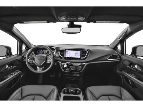 New 2026 Chrysler Voyager LX image 8